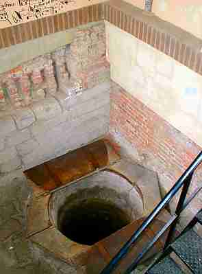 Looking like an oversized privy, this is the clerks' well from which Clerkenwell draws its name